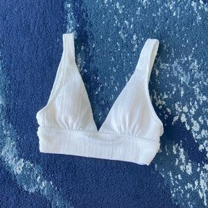 Arie BRAND NEW swim top size xxs